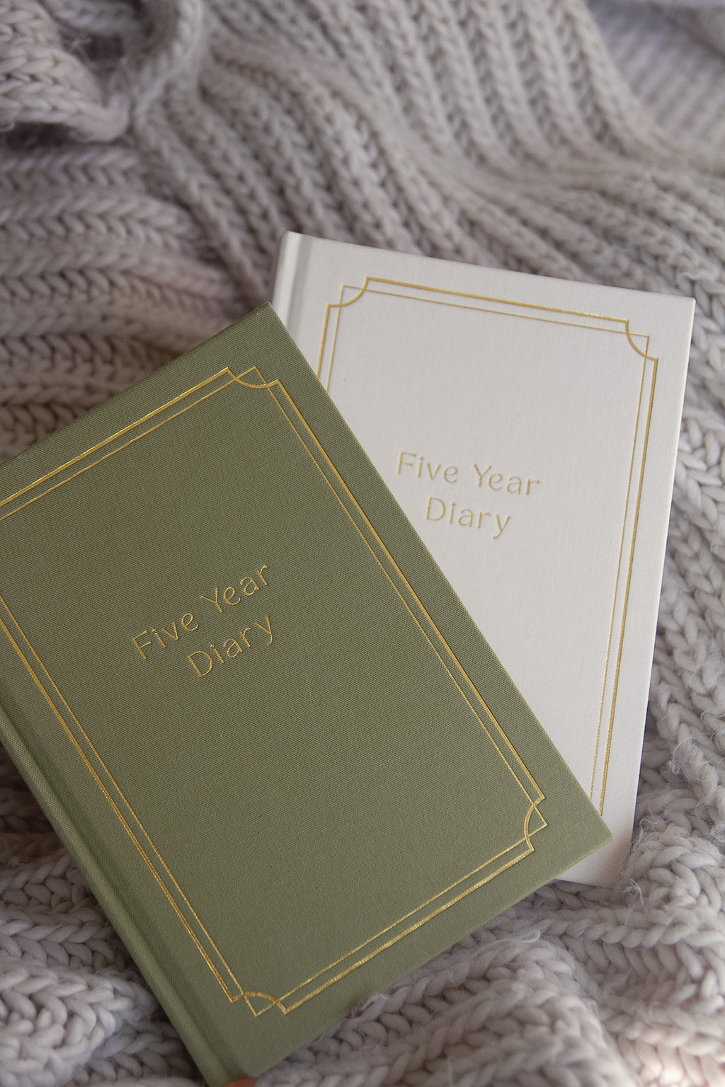 5 year diary Green- small printing imperfection